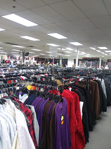 Clothing Store «Gen X Clothing», reviews and photos, 3445 L St, Omaha, NE 68107, USA