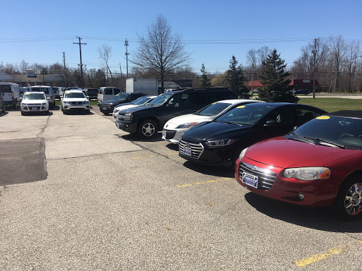 Used Car Dealer «Fidelity Auto & Truck Sales», reviews and photos, 8410 E Washington St, Chagrin Falls, OH 44023, USA