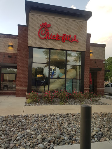 Fast Food Restaurant «Chick-fil-A», reviews and photos, 4412 Chantilly Pl, Chantilly, VA 20151, USA
