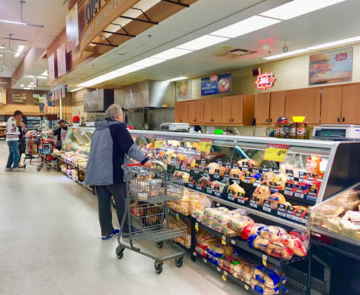 Grocery Store «Jewel-Osco», reviews and photos, 150 W Main St, Barrington, IL 60010, USA