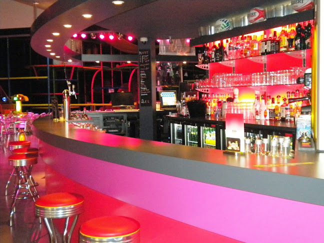 Opinii despre CityFun BOWLING CASTRES espace de loisir parc attraction în Castres - Autre