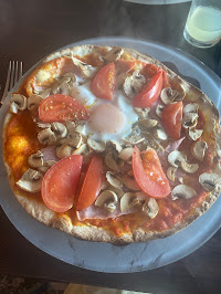 Plats et boissons du Pizzeria Pizza Ria à Locquénolé - n°1