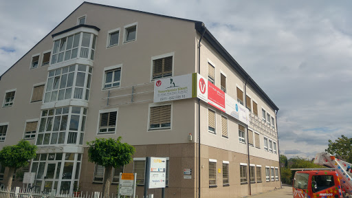 Tierarztpraxis Eibach, Dr. Holger Pickenhahn und Ute Karl unter Nuremberg, Bayern