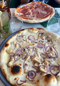 Pizza du Restaurant italien Le Grand Amalfi à Paris - n°7