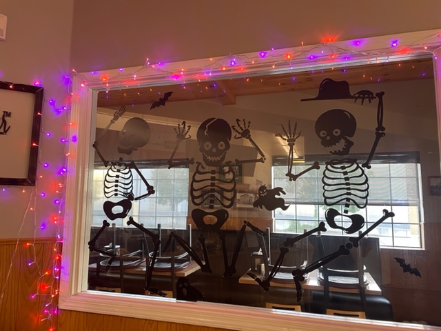 Burger Hut - Forest Ave 95928