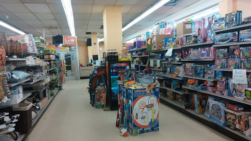 Dollar Store «FAMILY DOLLAR», reviews and photos, 25 S Main St, Waterbury, CT 06706, USA