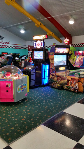 Amusement Center «Thunder Road of Watertown», reviews and photos, 825 3rd St SW, Watertown, SD 57201, USA