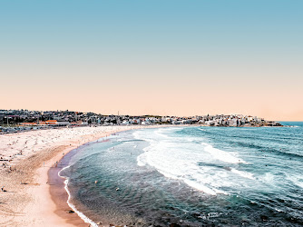 Notts Ave Bondi Beach Outlook