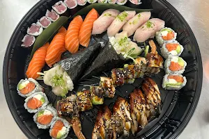 Maki Maki Sushi image