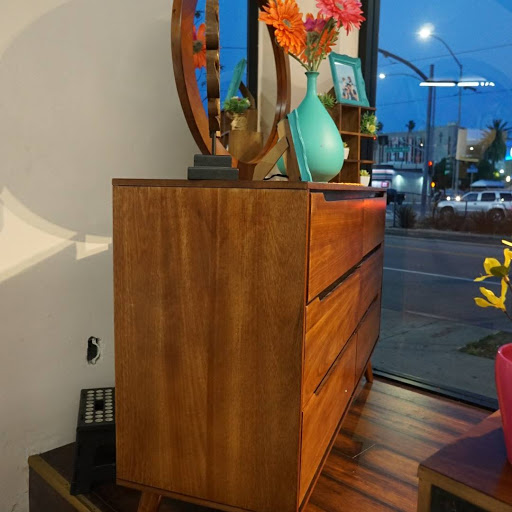 Furniture Store «Caravana Furniture», reviews and photos, 975 Long Beach Blvd, Long Beach, CA 90813, USA