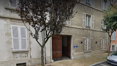 Dr. PASTOR María à Lons-le-Saunier