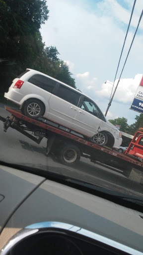 Used Car Dealer «Edinburg Motors», reviews and photos, 517 N Main St, Edinburg, VA 22824, USA