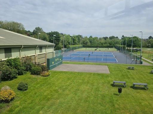 Ilkley Lawn Tennis & Squash Club