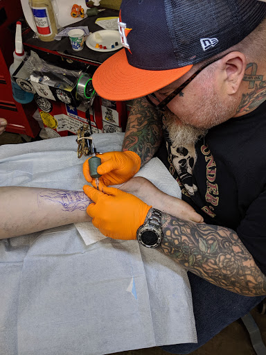 Tattoo Shop «All American Tattoo», reviews and photos, 1742 Center St NE #1748, Salem, OR 97301, USA