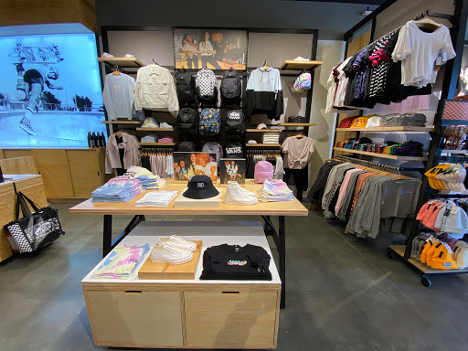 Shoe Store «Vans», reviews and photos, 765 W. Route 66 D, Glendora, CA 91740, USA