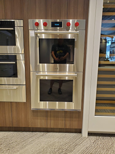 Appliance Store «Capital Distributing Showroom», reviews and photos, 2910 N Stemmons Fwy, Dallas, TX 75247, USA