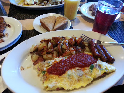 Memorial Park «Captain Stephen Olney Memorial Park», reviews and photos, Smithfield Rd, North Providence, RI 02904, USA