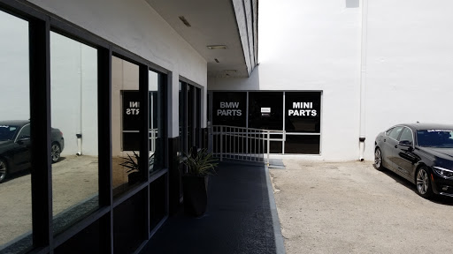 BMW Dealer «South Motors BMW», reviews and photos, 16215 S Dixie Hwy, Miami, FL 33157, USA