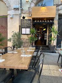 Atmosphère du Restaurant Le Bon Burger Vieux Port à Marseille - n°8