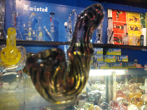 Tobacco Shop «Twisted Smoke Shop (Sunrise Plaza)», reviews and photos, 7777 Sunrise Blvd, Citrus Heights, CA 95610, USA