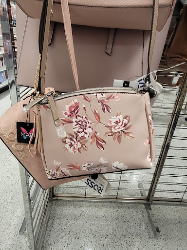 Clothing Store «Ross Dress for Less», reviews and photos, 820 E Alosta Ave, Azusa, CA 91702, USA