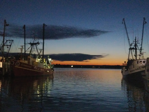 Seafood Restaurant «The Wheel House», reviews and photos, 294 Great Island Rd, Narragansett, RI 02882, USA