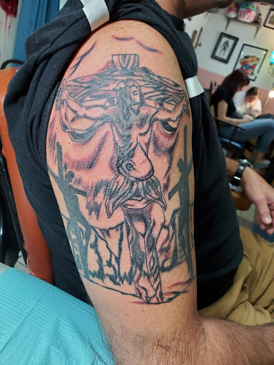 Tattoo Shop «Art FX Tattoo», reviews and photos, 3450 Babcock Blvd, Pittsburgh, PA 15237, USA