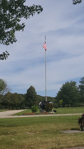 Memorial Park «Fairmount Willow Hills Memorial Park», reviews and photos, 9100 Archer Ave, Willow Springs, IL 60480, USA