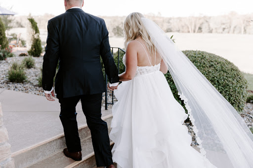 Bridal Shop «Fabulous Frocks Bridal», reviews and photos, 1207 W 47th St, Kansas City, MO 64112, USA