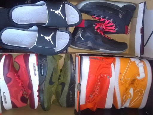 Sportswear Store «Nike», reviews and photos, 1261 Woodward Ave, Detroit, MI 48226, USA