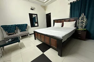 5 Star Guest House image