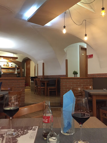 https://restoranel.com/