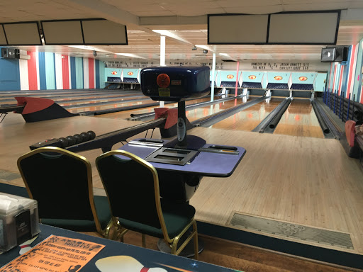 Bowling Alley «Walkersville Bowling Center Inc», reviews and photos, 44 W Pennsylvania Ave, Walkersville, MD 21793, USA