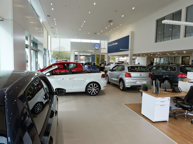 Reviews of Caffyns Volkswagen Worthing in Worthing - Car dealer