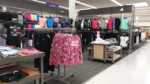 Sporting Goods Store «Academy Sports + Outdoors», reviews and photos, 5802 19th St, Lubbock, TX 79407, USA