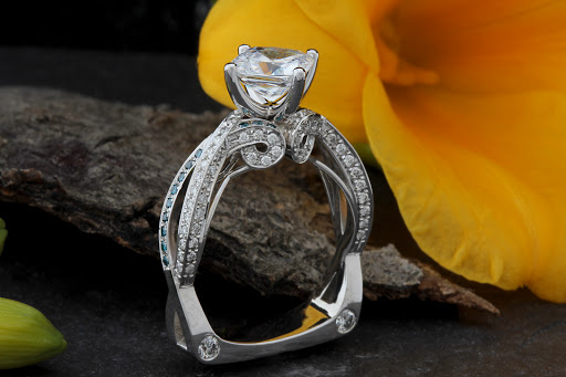 Jewelry Store «Katie O. Fine Jewelry», reviews and photos, 2707 Colby Ave, Everett, WA 98201, USA