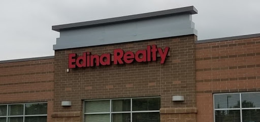 Real Estate Agency «Edina Realty», reviews and photos, 2655 W 78th St, Chanhassen, MN 55317, USA