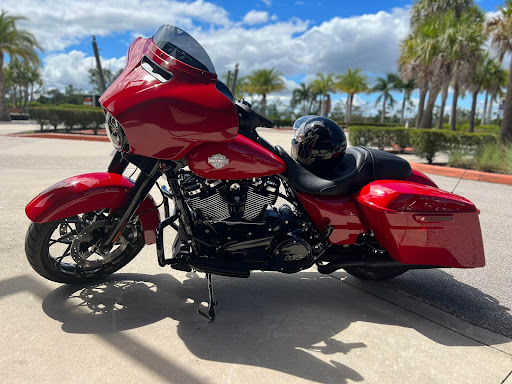 Motorcycle Dealer «Six Bends Harley-Davidson», reviews and photos, 9501 Thunder Rd, Fort Myers, FL 33913, USA
