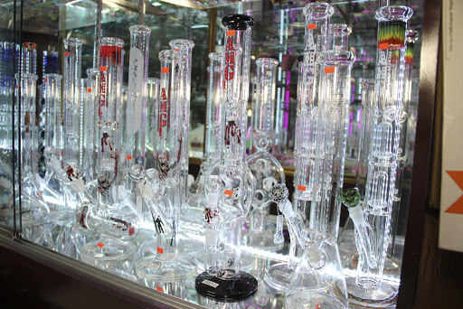 Vaporizer Store «Smokey News Vape Shop», reviews and photos, 1311 SE 17th St, Fort Lauderdale, FL 33316, USA