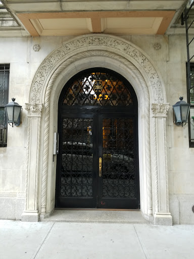 Dessert Shop «Dessert Club, ChikaLicious», reviews and photos, 204 E 10th St, New York, NY 10003, USA