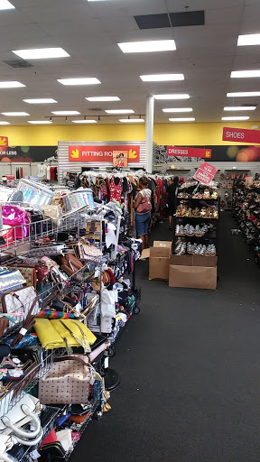 Clothing Store «Citi Trends», reviews and photos, 2925 W 159th St, Markham, IL 60428, USA