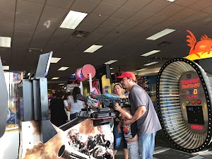 Chuck E. Cheese - photo 34