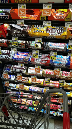 Grocery Store «IGA», reviews and photos, 500 W Broadway St, Loogootee, IN 47553, USA