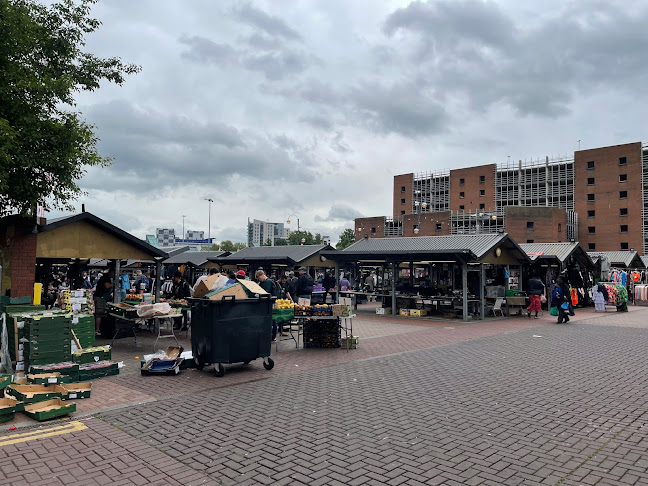 Comments and reviews of Leeds Outdoor Market