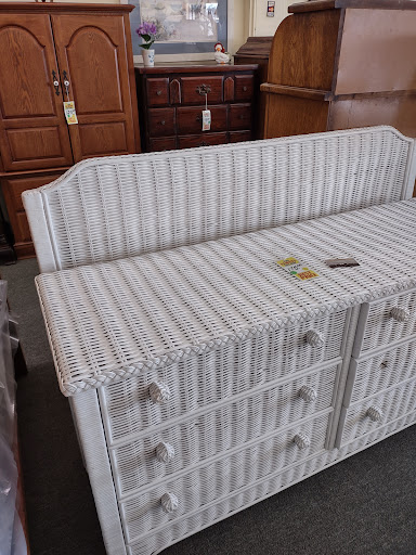 Furniture Store «Hines Furniture», reviews and photos, 3558 S Hopkins Ave, Titusville, FL 32780, USA