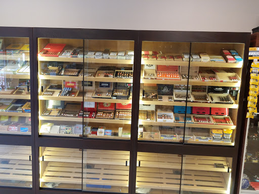 Tobacco Shop «Tobacco Plus One», reviews and photos, 7640 Lee Hwy, Falls Church, VA 22042, USA
