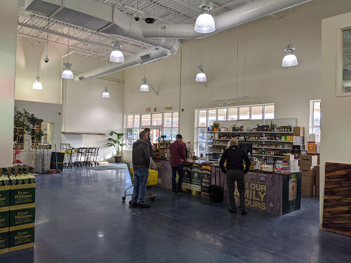 Liquor Store «Warehouse Wine & Liquor», reviews and photos, 113 Mill Plain Rd #6, Danbury, CT 06811, USA