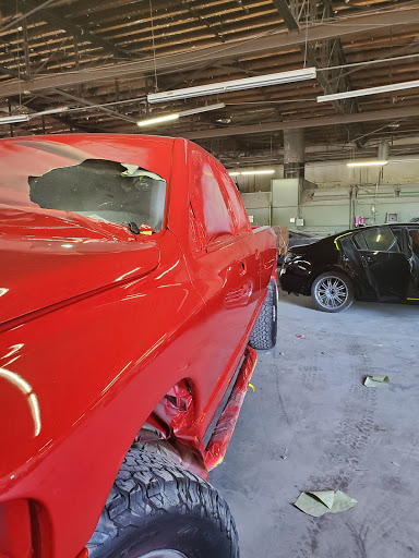 Auto Body Shop «Maaco Collision Repair & Auto Painting», reviews and photos, 288 S E St, San Bernardino, CA 92401, USA