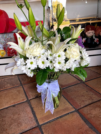Florist «Genesis Flower And Gift Shop», reviews and photos, 1801 N Garey Ave, Pomona, CA 91767, USA