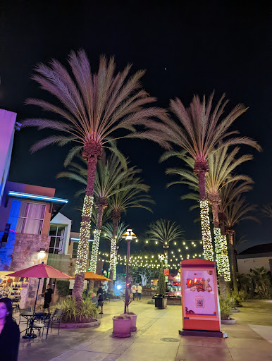 Movie Theater «Edwards Cerritos 10», reviews and photos, 12761 Towne Center Dr, Cerritos, CA 90703, USA